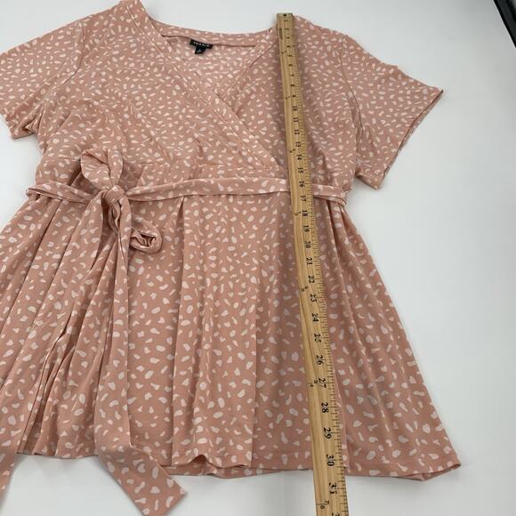 Torrid Polka Dot Print Tunic Top Size 4 / 4x Womens Peach Orange Pink White Plus - Picture 7 of 7